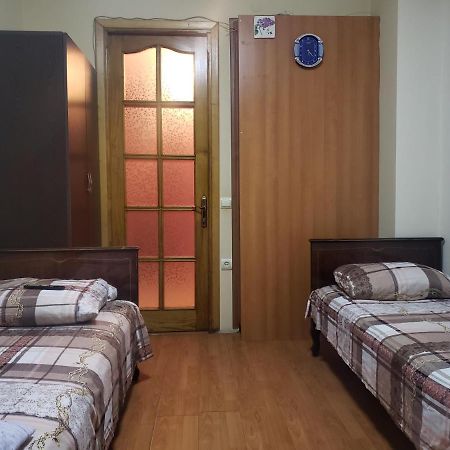 Intercity Hostel Batumi Luaran gambar