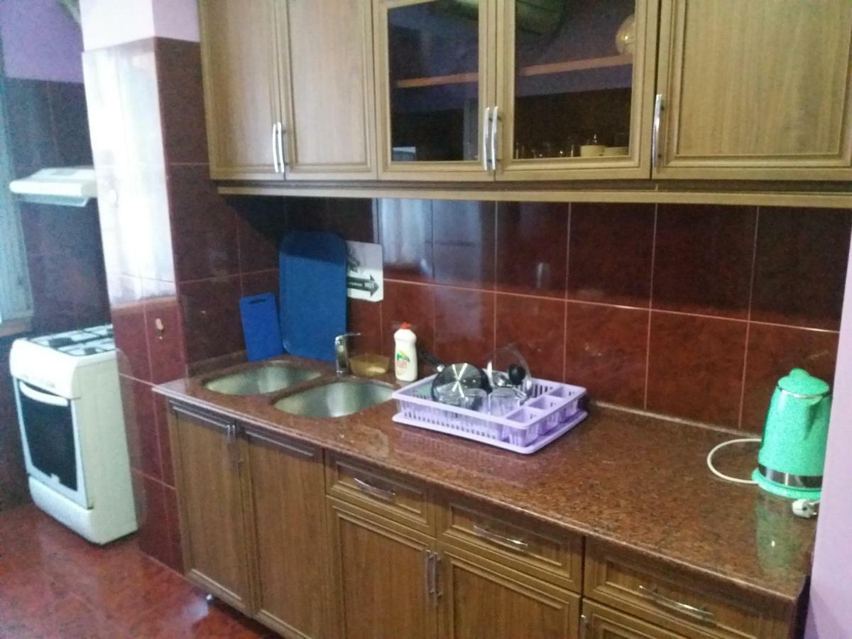 Intercity Hostel Batumi Luaran gambar